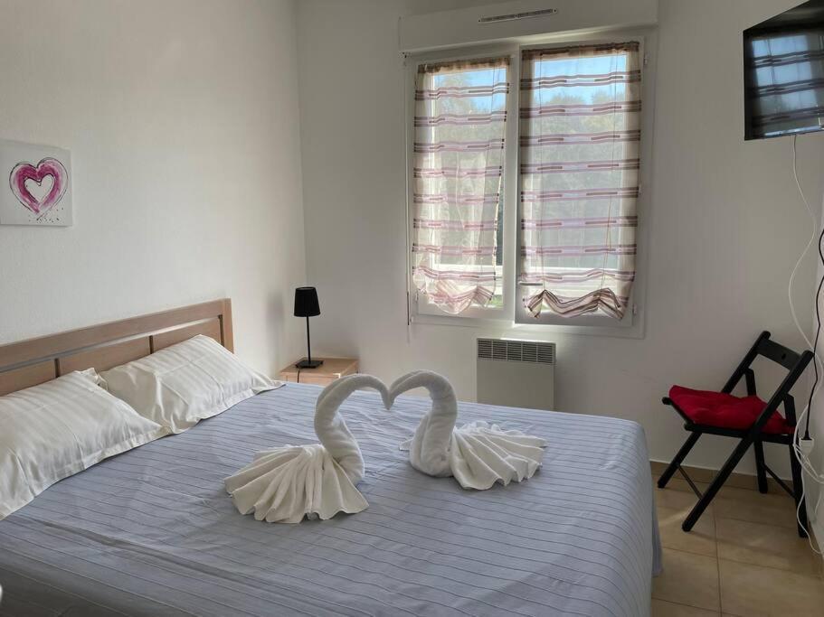 Appartement Tout Confort 2-4 Pers 500 M De La Plage Avec Piscine Et Wifi Santa-Maria-Poggio  Exterior foto